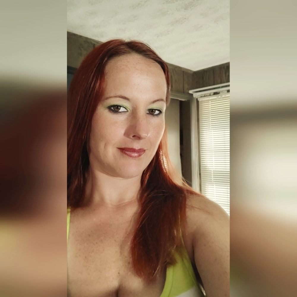 Meet your Posher, Kelli